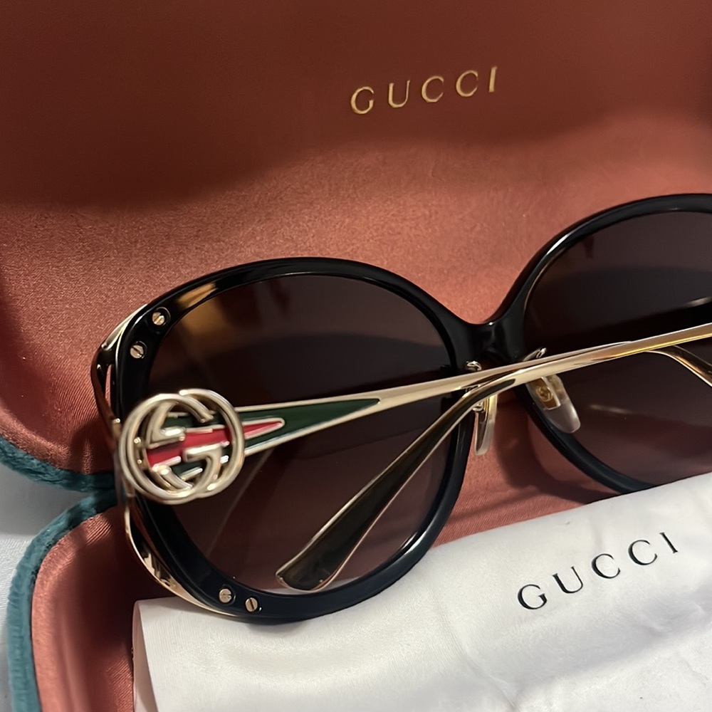 Gucci sunglasses - Picture 3 of 5